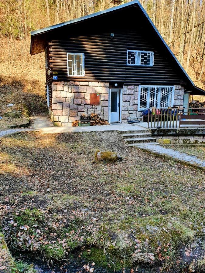 Horska Chata V Srdci Kremnickych Hor Banská Bystrica Dış mekan fotoğraf