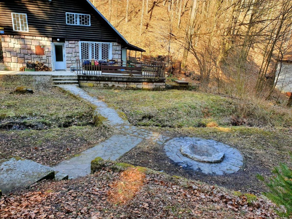Horska Chata V Srdci Kremnickych Hor Banská Bystrica Dış mekan fotoğraf